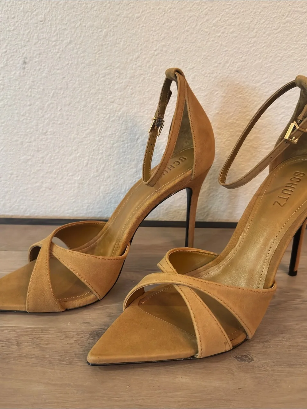 Schutz Hilda Leaf Suede Stiletto Sandals Dried Pistachio Pointed Toe 9B - Picture 5 of 8